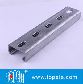 القناة السوداء المصنوعة من الحديد 41X41MM القناة غير المقطوعة ، HDG القناة المقطوعة / القناة العادية للقنوات الداعمة