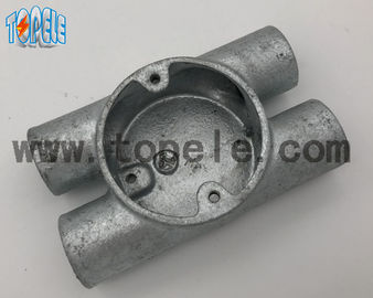 BS4568 أدوات التوصيل الكهربائية Twin Through Way H مربع حديدي قابل للتلاعب 20mm -32mm